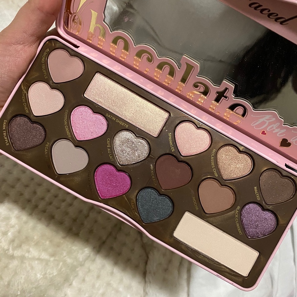 Too Faced Palette Bon Bons